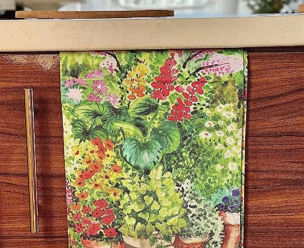 Marea Przy Promenadzie Slonca